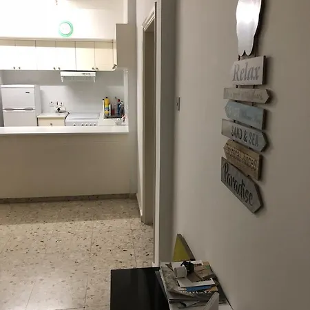 Sunny شقة لارنكا